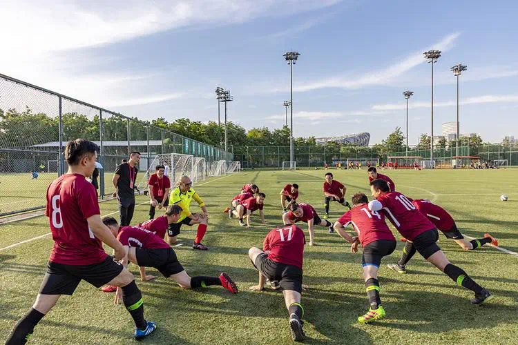大学体育选修网球拍五十多